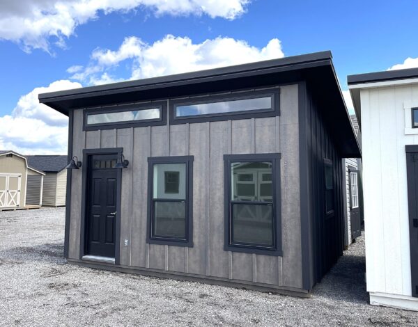12x16 Modern Studio