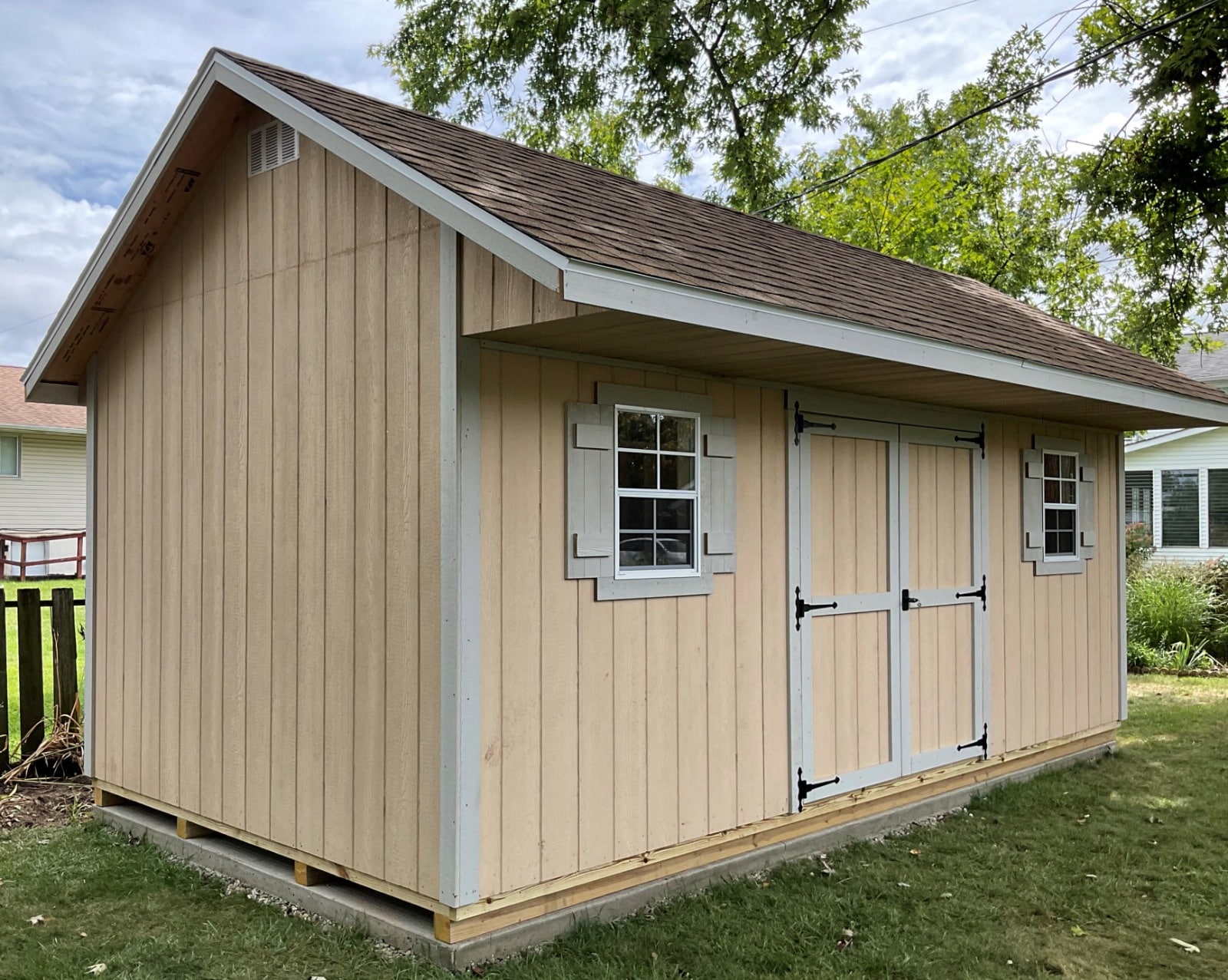 10x20 cape cod with overhang