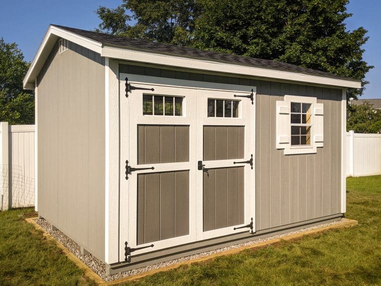 Beige gable shed with transom for sale in Ohio