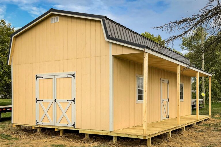 Shed with porches and classic cabin style in Dayton,Ohio