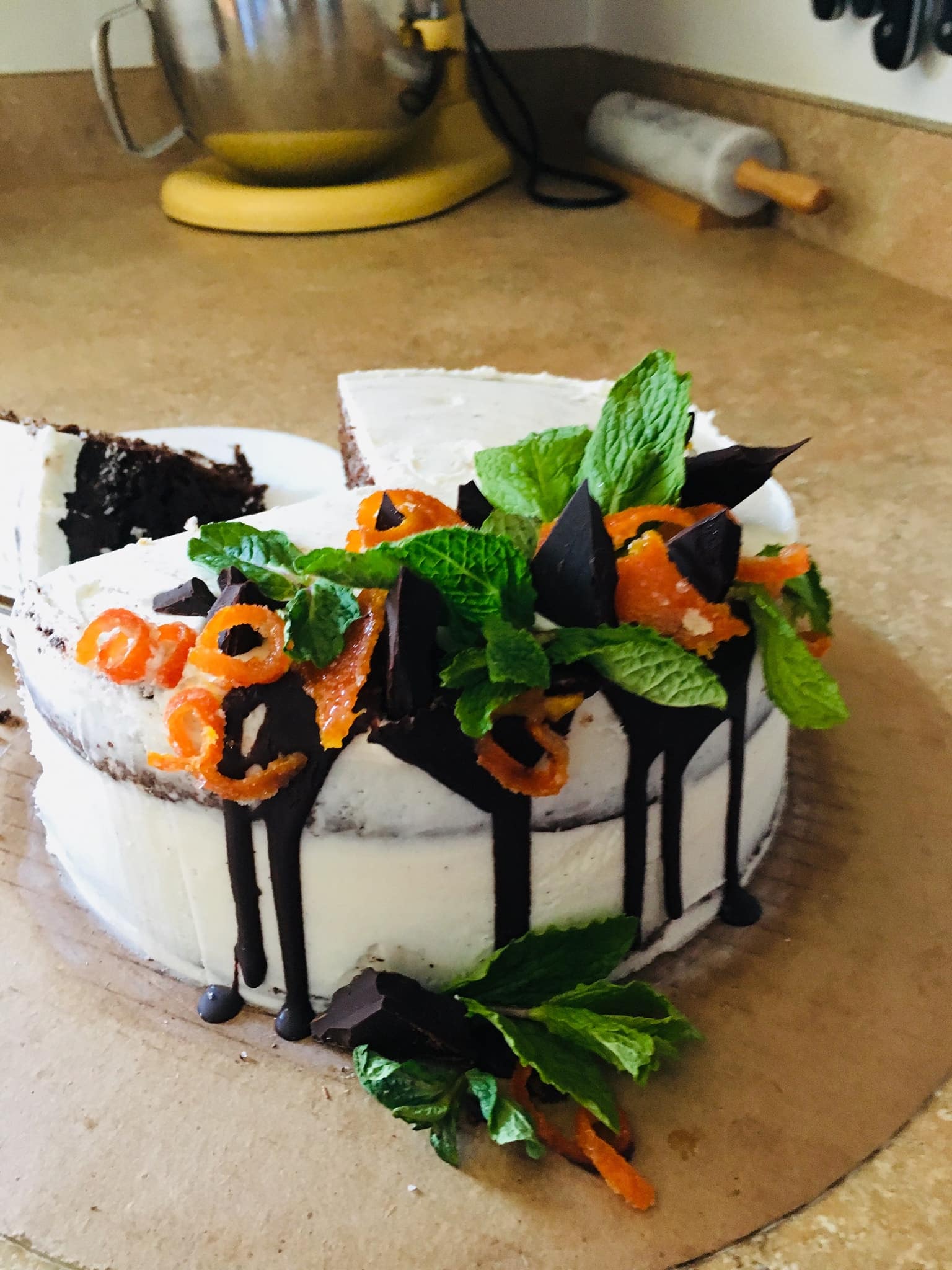 fresh baked healthy cake from kitschen bakery in ohio