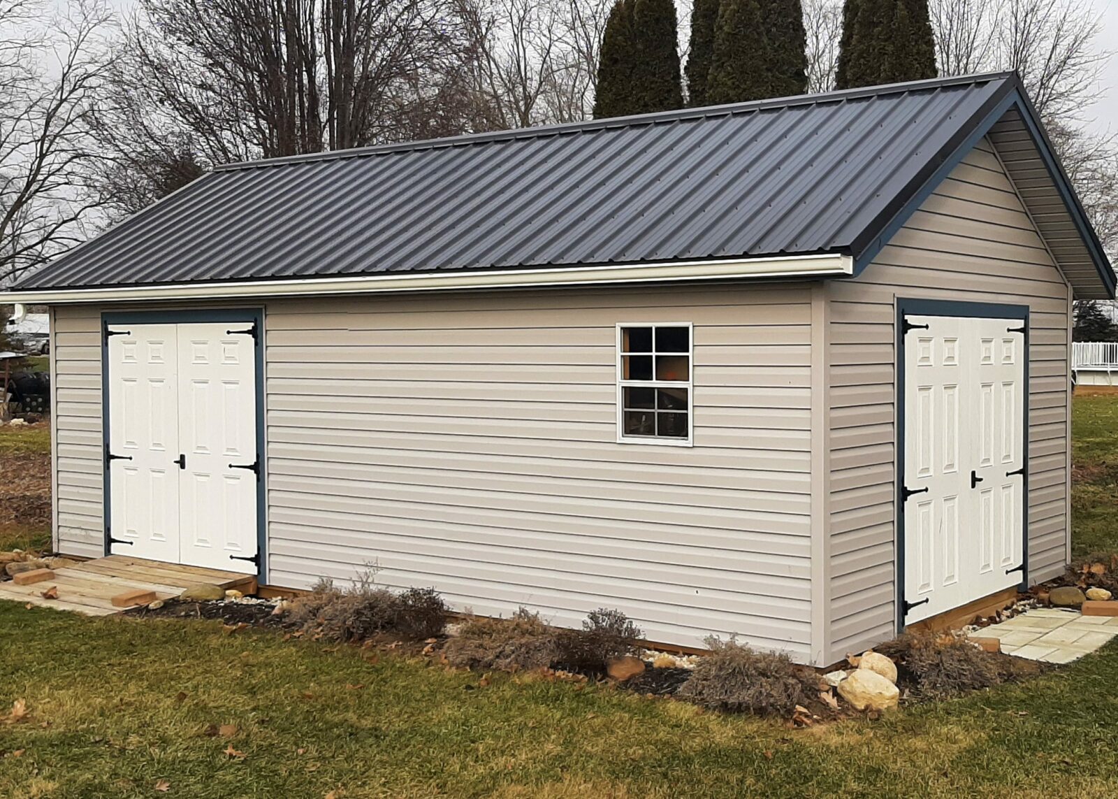 vinyl sided storage shed for sale in ohio